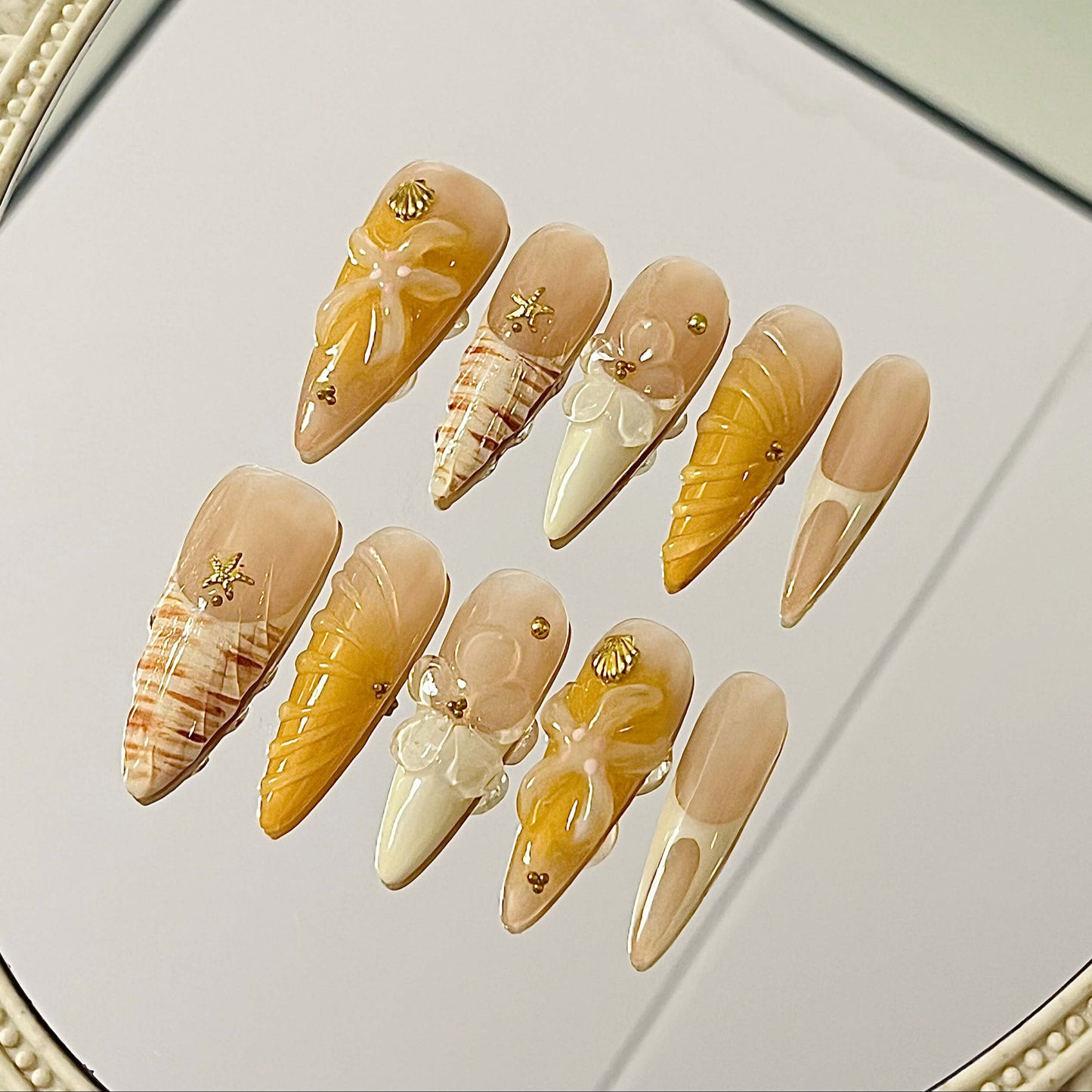 Yellow Seashell Handmade Acrylic Press-On Nails |Ombré, 3D Flowers & Seashell Nails | Reusable Manicure | Fake Nails False Nails