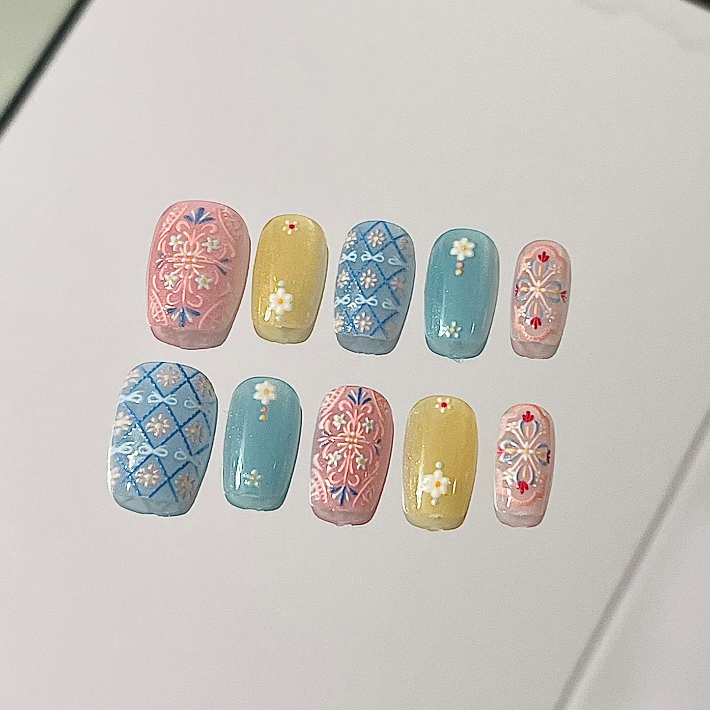 Short Colorful Handmade Acrylic Press-On Nails | Reusable Manicure| Fake Nails False Nails