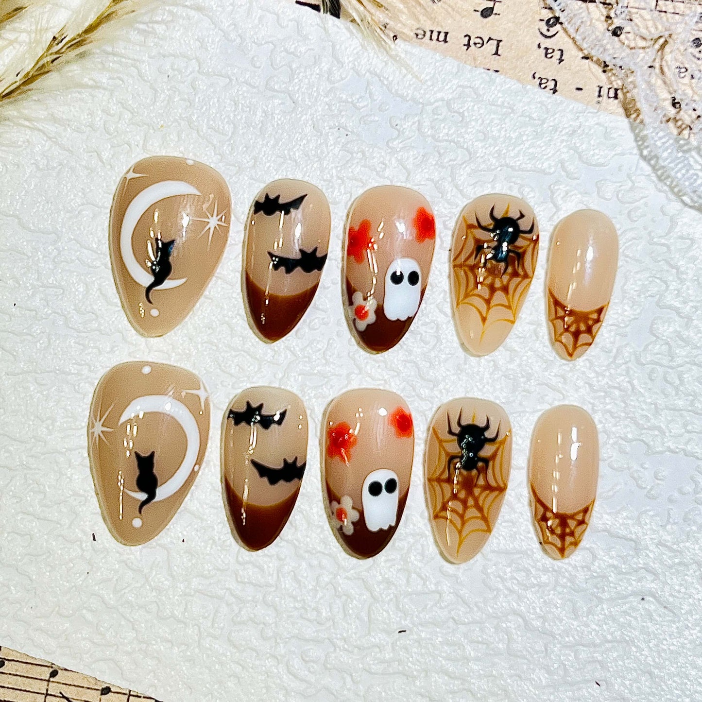 Spooky Cat & Spider Handmade Acrylic Press-On Nails | Easy Stick on| Halloween Reusable Manicure | Fake Nails False Nails
