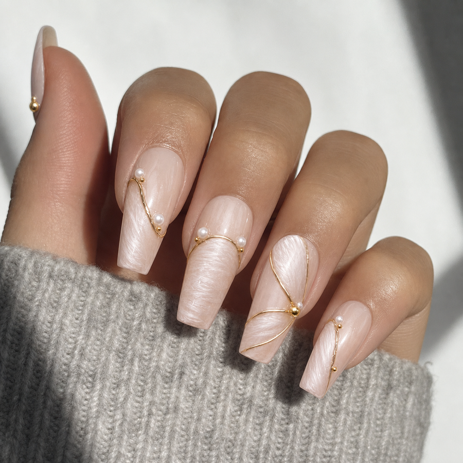 Pearl Glow hand display