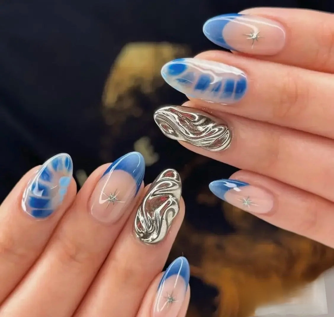 oyal Blue Chrome & Ombré Press-On Nails | Reusable 3D Swirl & Starburst Design | Abstract Manicure Set | Fake Nails False Nails - Liliana Nail's