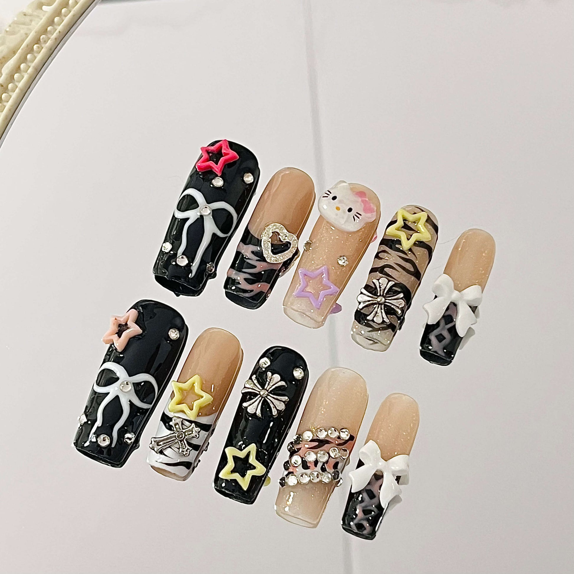 Y2K Hello Kitty Press On Nails| Handmade Acrylic Coffin Nails | Cute Kawaii Fake Nails Glue on Nails - Liliana Nail's