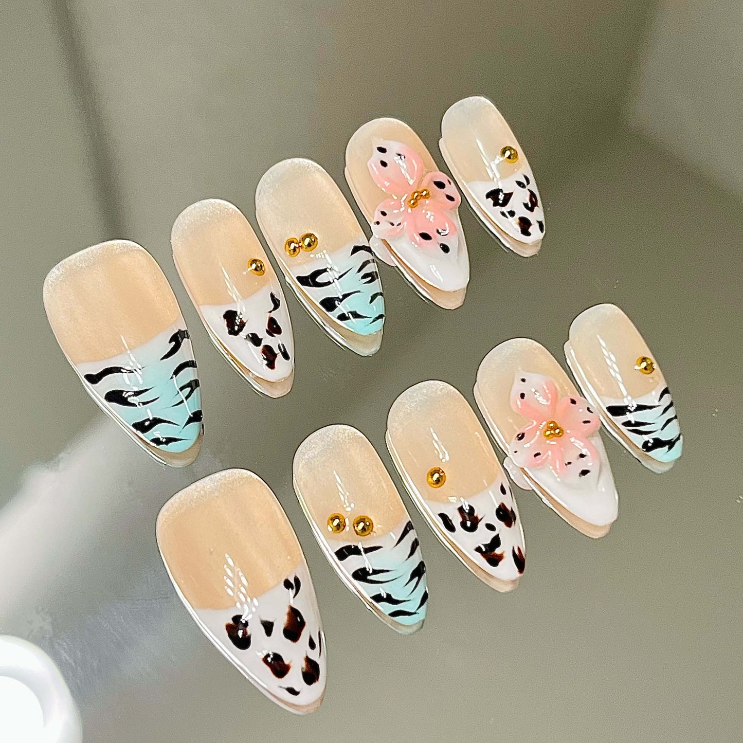 Pastel Safari Animal Print Press-On Nails | Handmade Acrylic Press-On Nails Fake Nails False Nails - Liliana Nail's