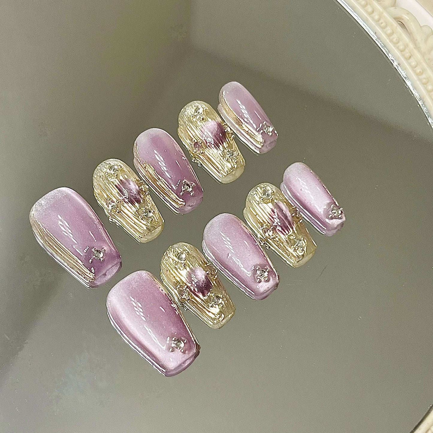 Glamorous Pink & Gold Cat Eye Handmade Acrylic Press-On Nails - Liliana Nail's