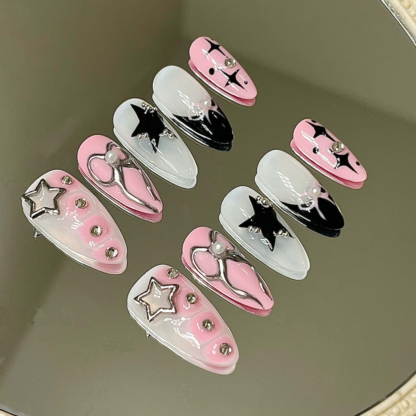 Sweetheart Y2K Handmade Acrylic Press-On Nails | Blackpink Reusable Manicure | Fake Nails False Nails